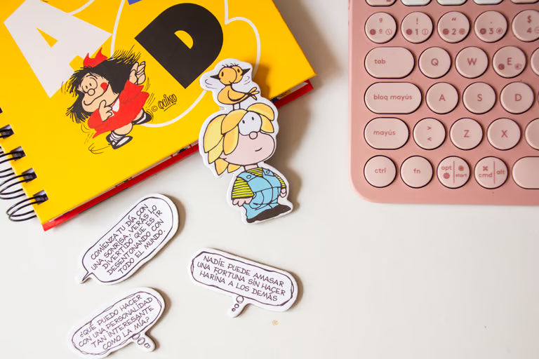 Imanes de Mafalda y personajes con caja
